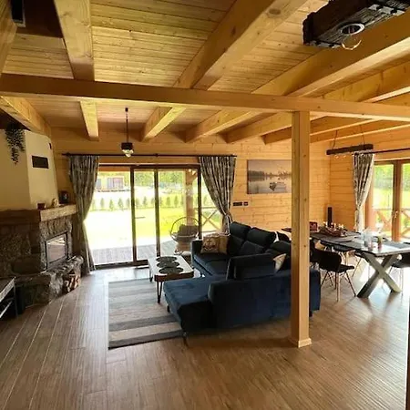 Dom Pod Lasem Villa